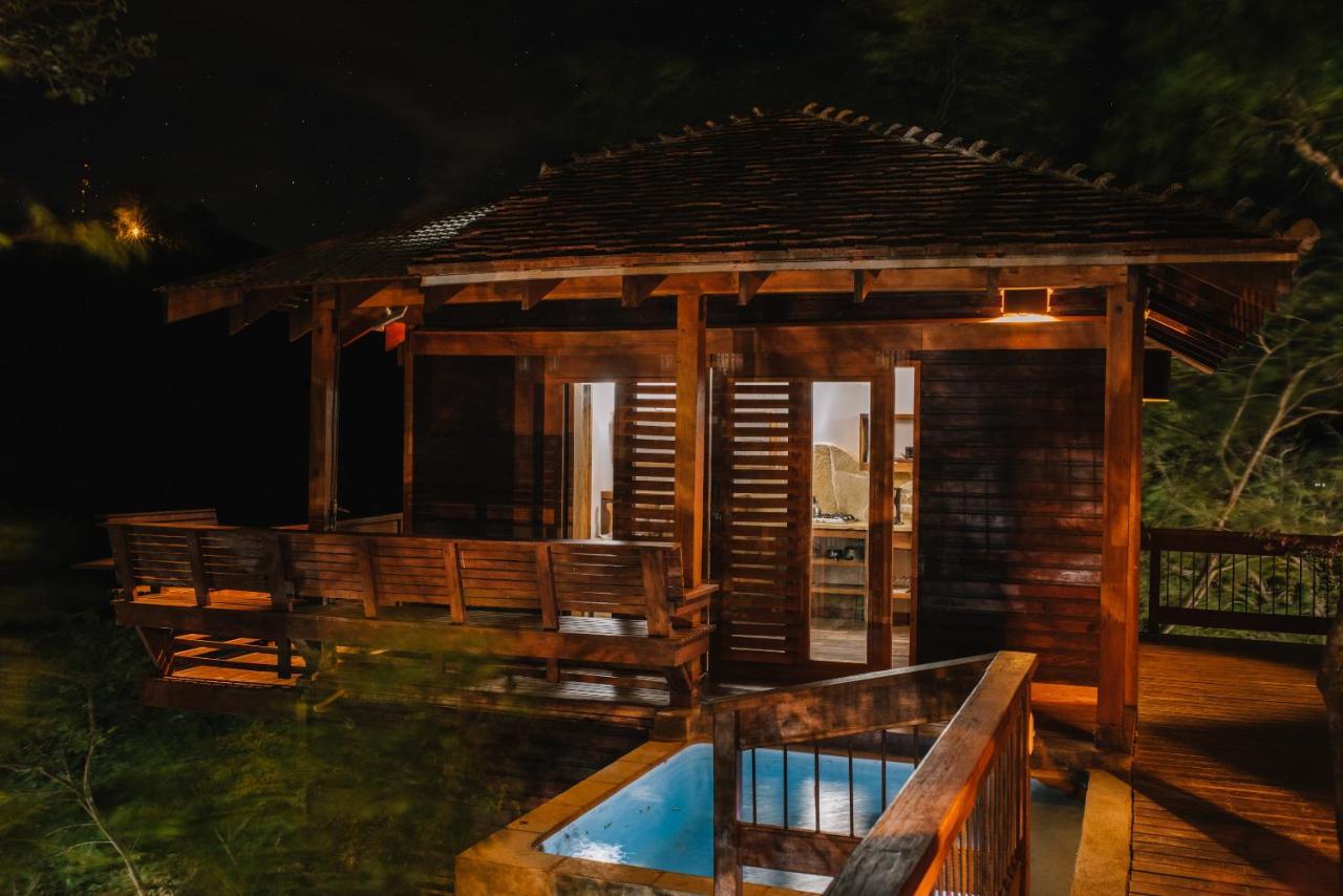 Aqua Oceanfront Hotel Resort 엘 지간테 외부 사진