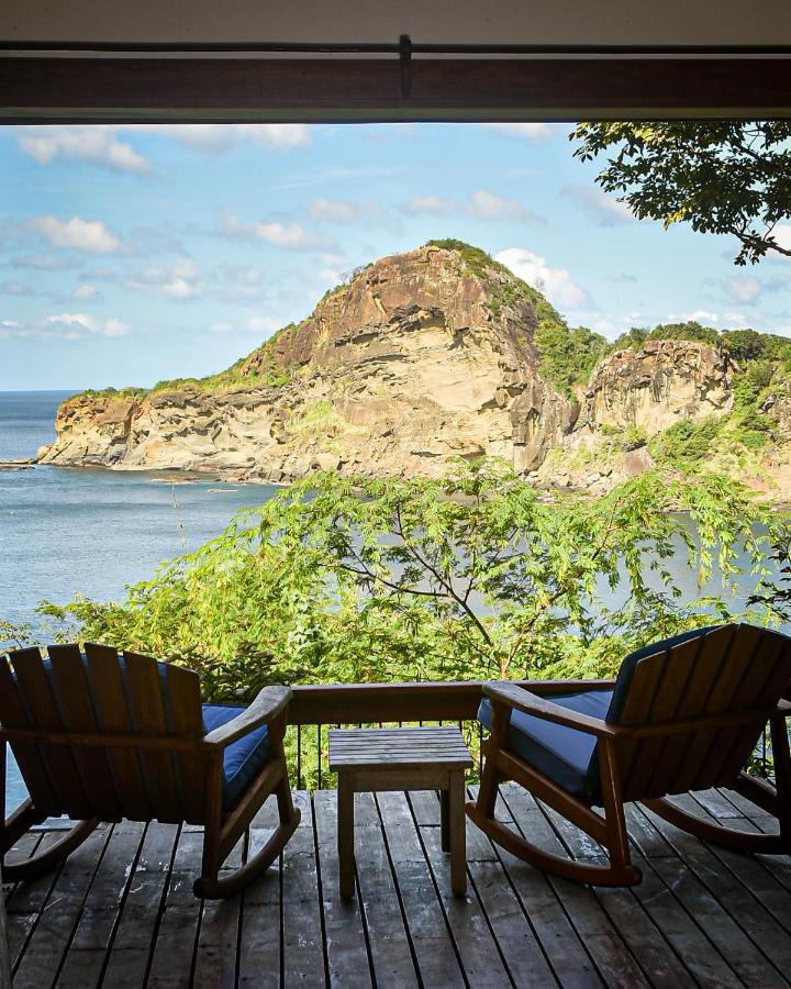 Aqua Oceanfront Hotel Resort 엘 지간테 외부 사진